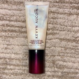 Kevyn Aucoin Glass Glow Face Illuminator - Pearl Iridescent